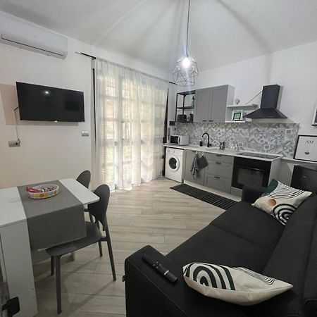 Casa Vale Parco Del Valentino Apartment Торино Екстериор снимка