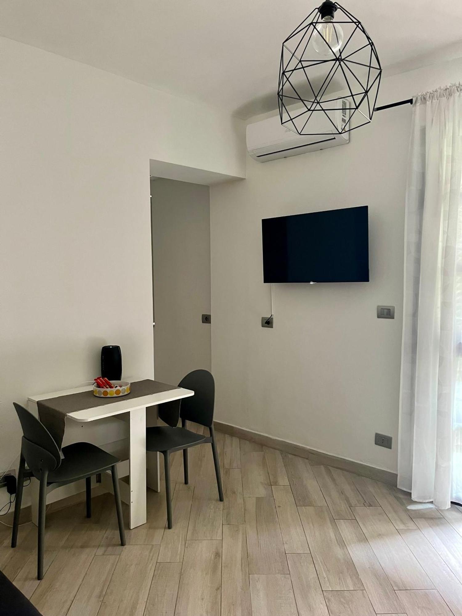 Casa Vale Parco Del Valentino Apartment Торино Екстериор снимка