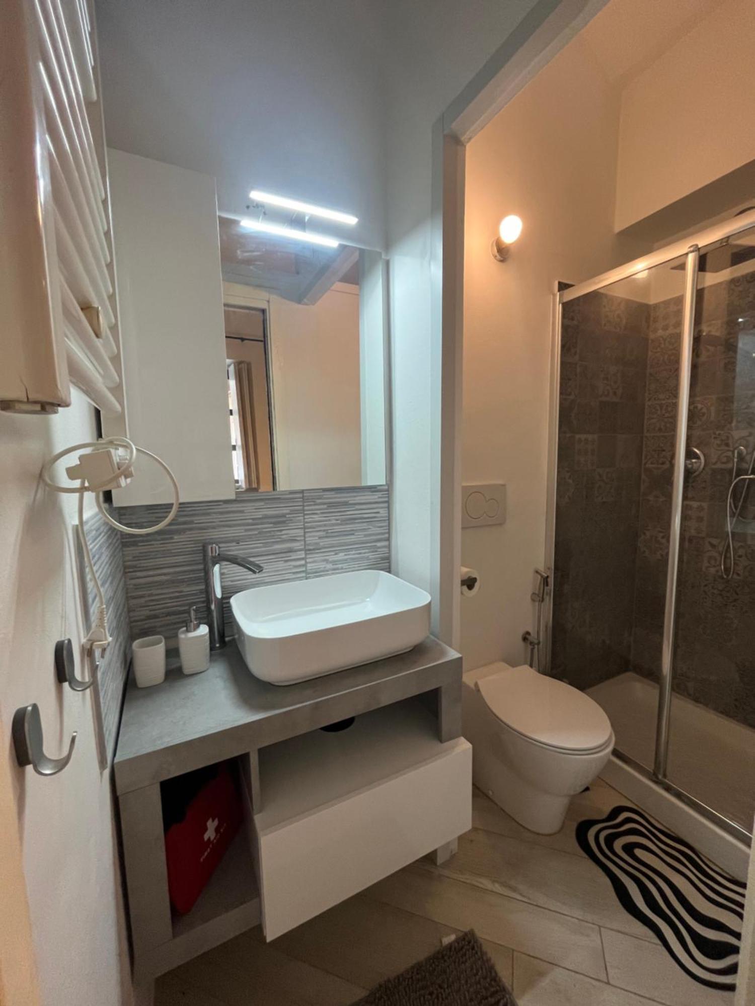 Casa Vale Parco Del Valentino Apartment Торино Екстериор снимка